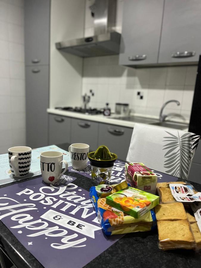 Lacasinadisofisa Appartement Napels Buitenkant foto