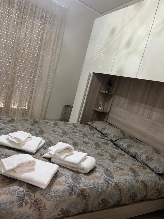 Lacasinadisofisa Appartement Napels Buitenkant foto
