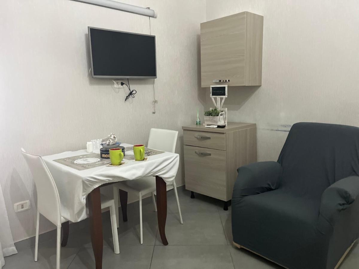Lacasinadisofisa Appartement Napels Buitenkant foto